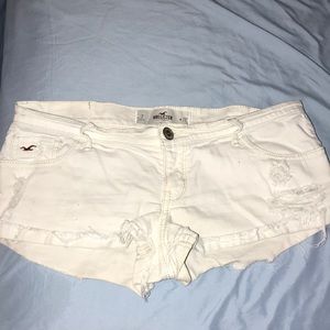 White Hollister shorts